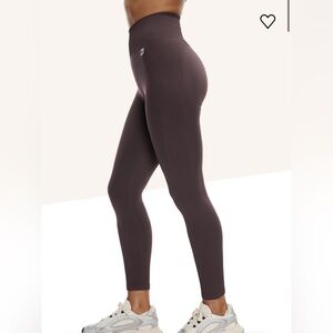 NWT - PELOTON Seamless High Rise Legging - Brown - XS/S